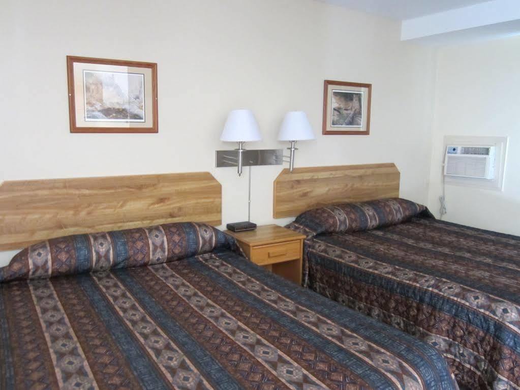 Canada'S Best Value Desert Inn & Suites Cache Creek Esterno foto