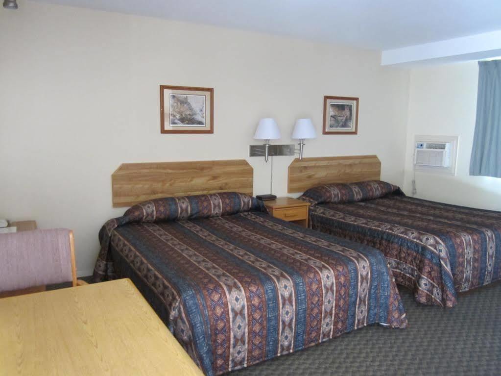 Canada'S Best Value Desert Inn & Suites Cache Creek Esterno foto