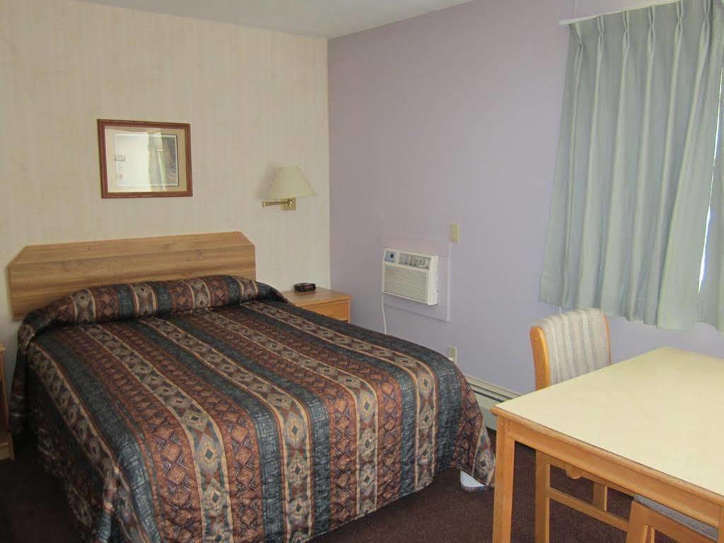 Canada'S Best Value Desert Inn & Suites Cache Creek Esterno foto