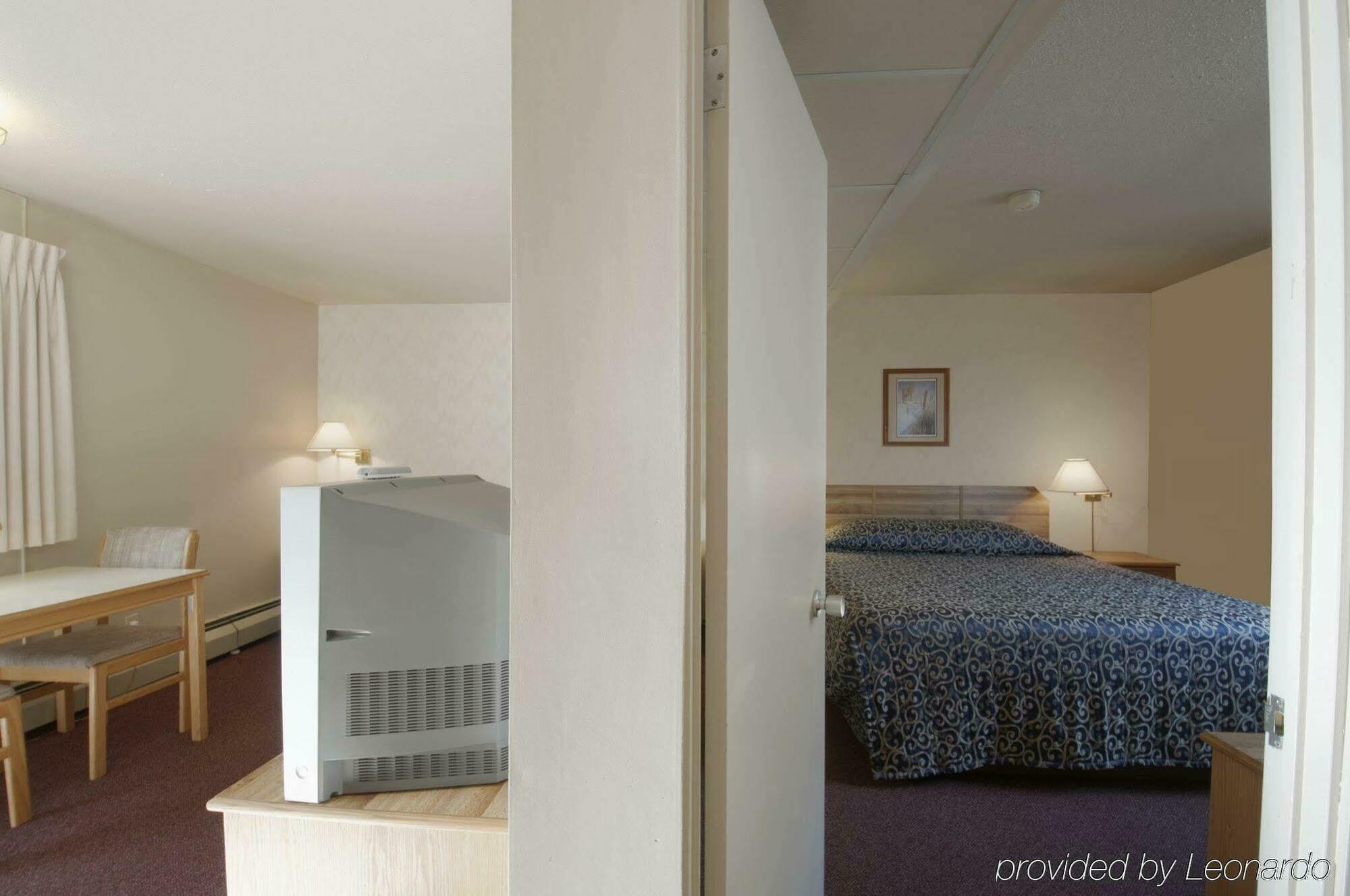Canada'S Best Value Desert Inn & Suites Cache Creek Esterno foto